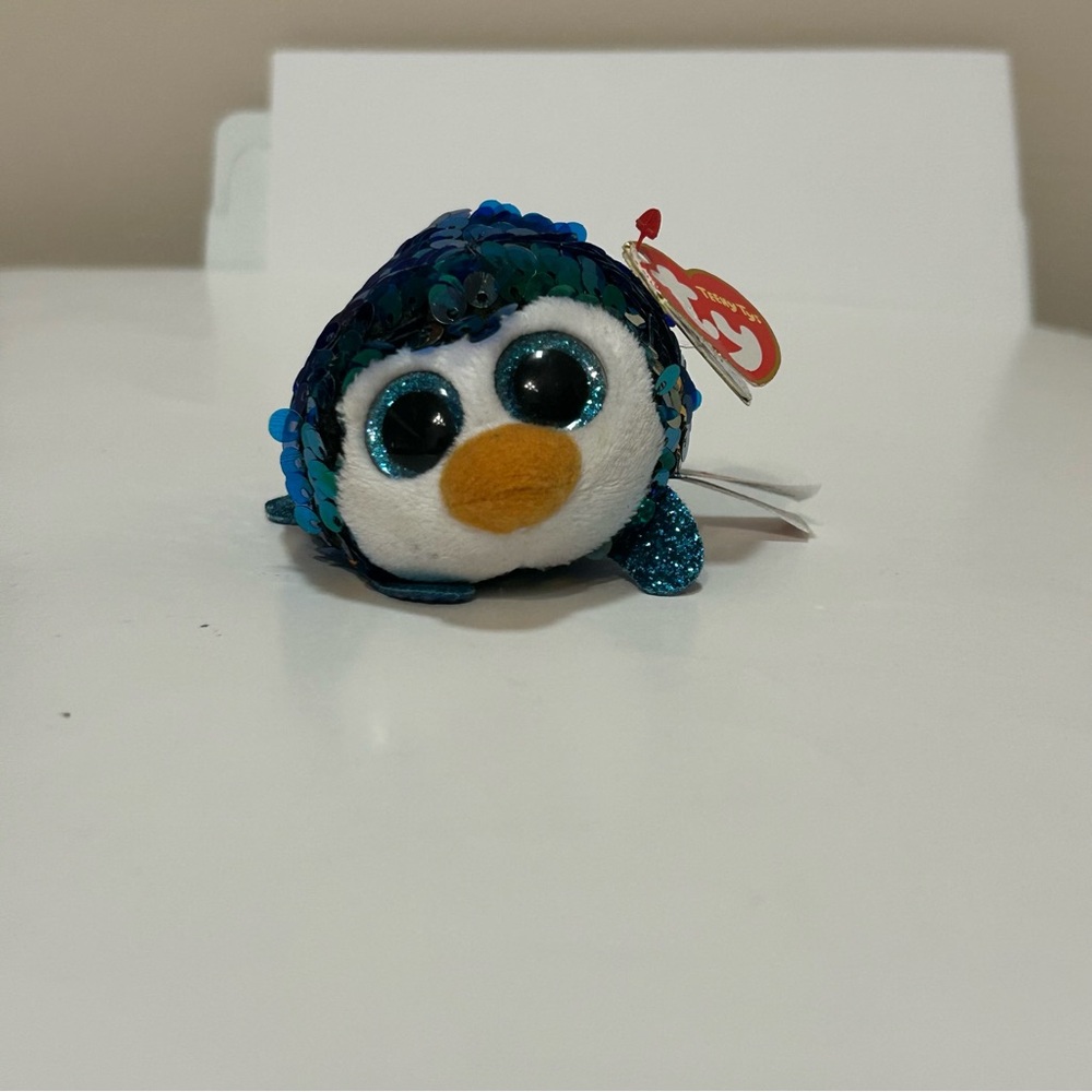Teeny Tys - Payton the Penguin – Flippable